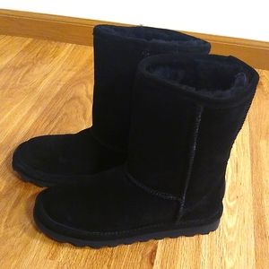 New Bearpaw Boots Black 6.5
